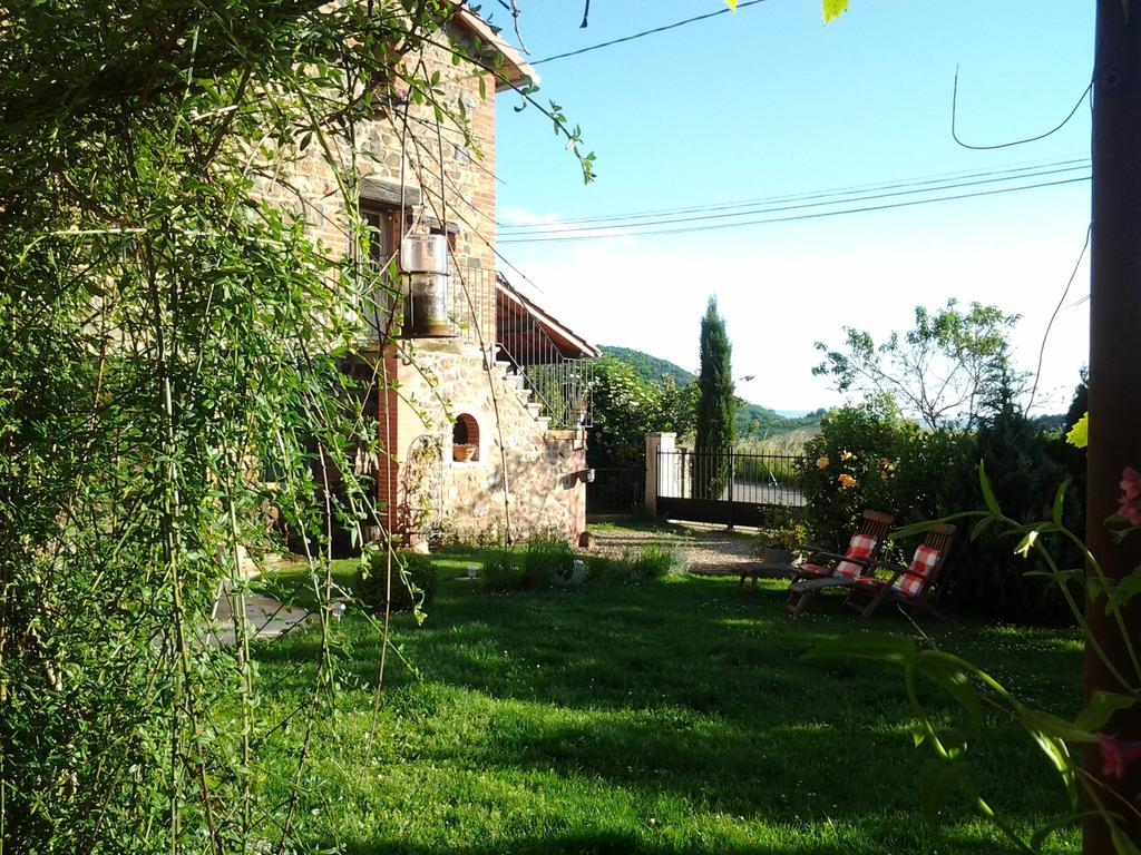 Le Clos Du Merle Bed and Breakfast Savigny  Exterior foto