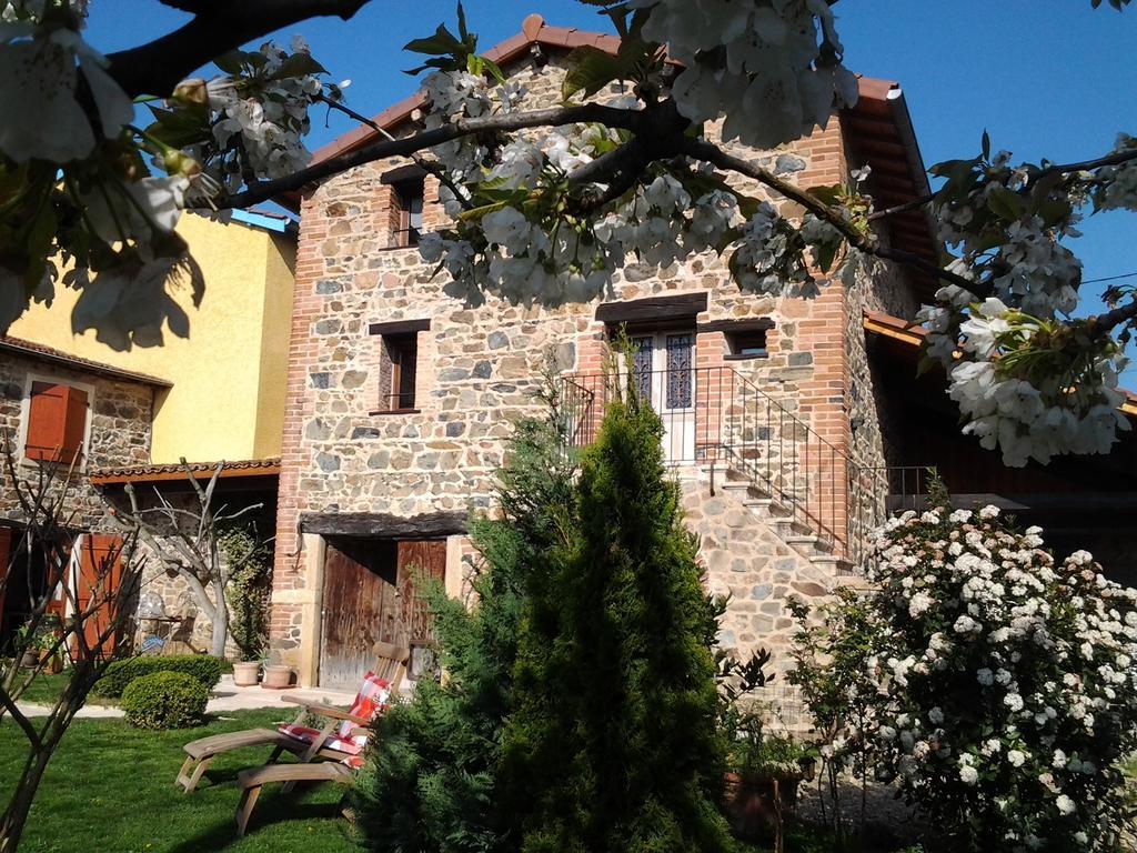 Le Clos Du Merle Bed and Breakfast Savigny  Exterior foto